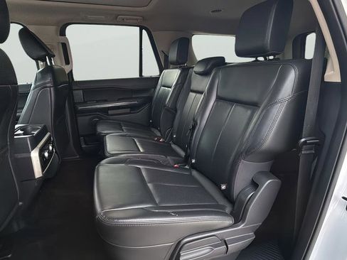 Used 2022 Ford Expedition Max XLT AWD/4WD image 24
