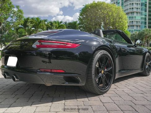 Used 2017 Porsche 911 Carrera S image 8