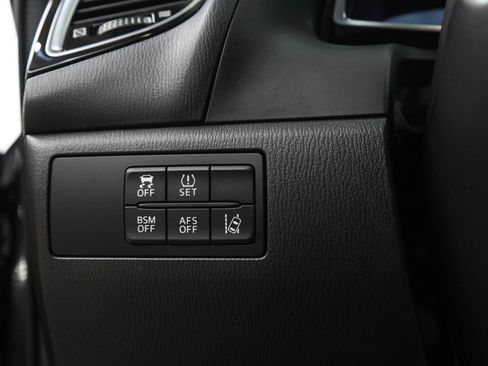 Used 2014 MAZDA MAZDA3 s Grand Touring w/ Technology Package FWD image 24