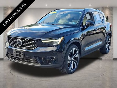 Certified 2024 Volvo XC40 B5 Plus w/ Protection Package Premier AWD/4WD image 3
