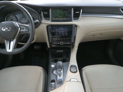 Used 2020 INFINITI QX50 Sensory w/ Proactive Package AWD/4WD image 13