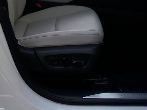 Used 2023 Lexus RX 350 Premium w/ Accessory Package AWD/4WD image 35