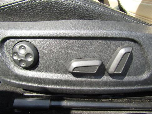 Used 2013 Volkswagen CC Sport image 14