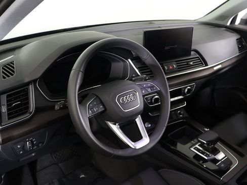Used 2024 Audi Q5 e Premium Plus image 30
