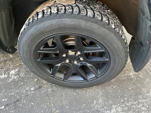 Used 2020 RAM 1500 Sport w/ Level 2 Equipment Group image 15