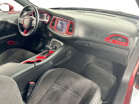 Used 2022 Dodge Challenger GT w/ Plus Package image 28
