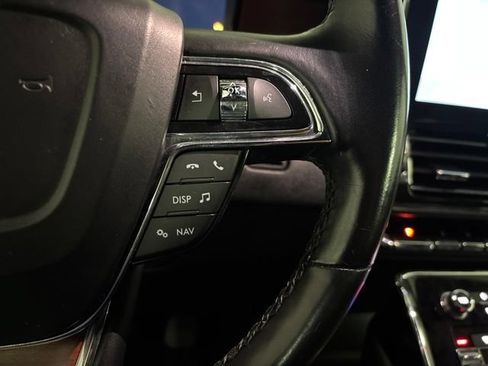 Used 2021 Lincoln Navigator Reserve AWD/4WD image 24