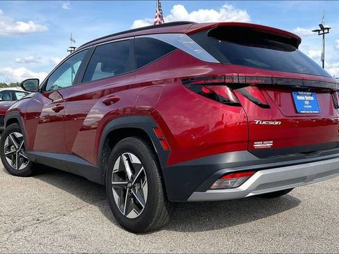 Used 2025 Hyundai Tucson SEL image 3