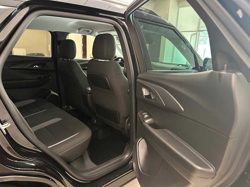 Used 2023 Chevrolet TrailBlazer LT w/ Convenience Package AWD/4WD image 26