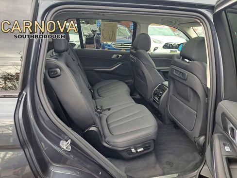 Used 2022 BMW X7 xDrive40i image 19