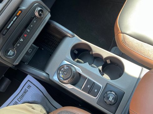 Used 2025 Ford Bronco Sport Outer Banks w/ Outer Banks Tech Package+ AWD/4WD image 26