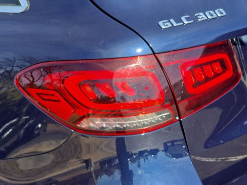 Used 2022 Mercedes-Benz GLC 300 image 33