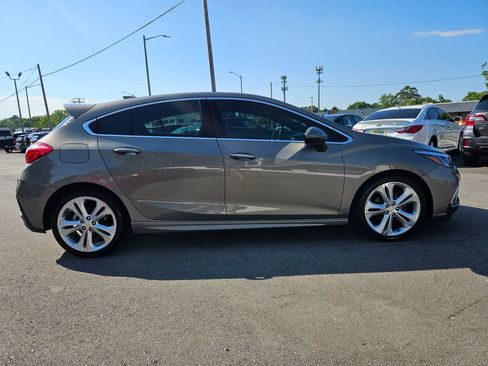 Used 2017 Chevrolet Cruze Premier w/ RS Package FWD image 4