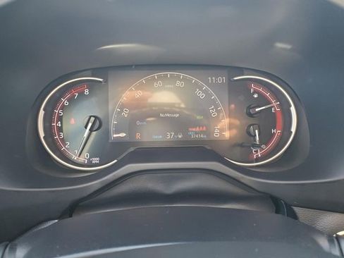 Used 2023 Toyota RAV4 XLE image 29