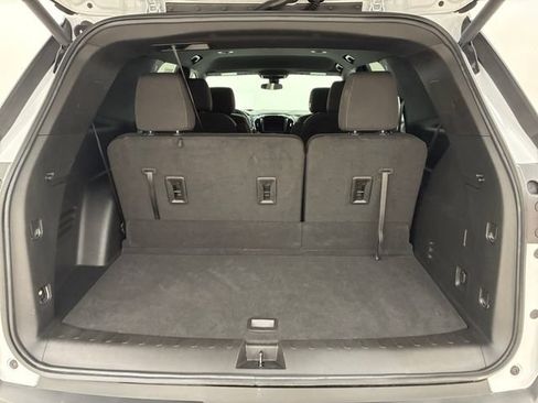 Certified 2023 Chevrolet Traverse LT AWD/4WD image 17