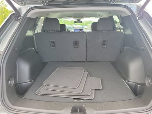 Certified 2025 Chevrolet Blazer LT w/ Convenience Package FWD image 7
