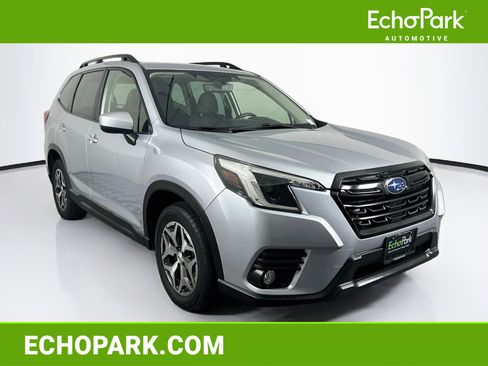 Used 2022 Subaru Forester Premium w/ Popular Package #1 AWD/4WD image 1