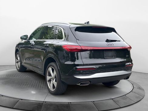 Used 2025 Audi Q5 Premium Plus w/ Premium Plus AWD/4WD image 5