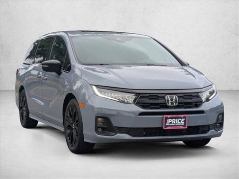 Used 2026 Honda Odyssey Sport-L image 3