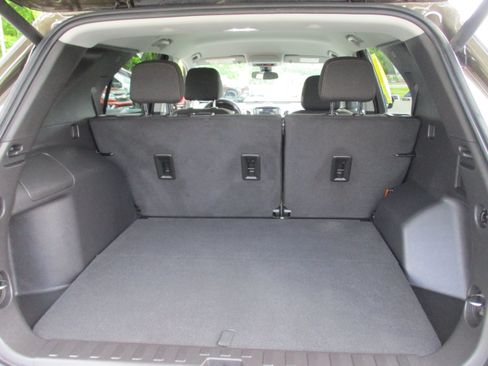 Used 2024 Chevrolet Equinox LT AWD/4WD image 13
