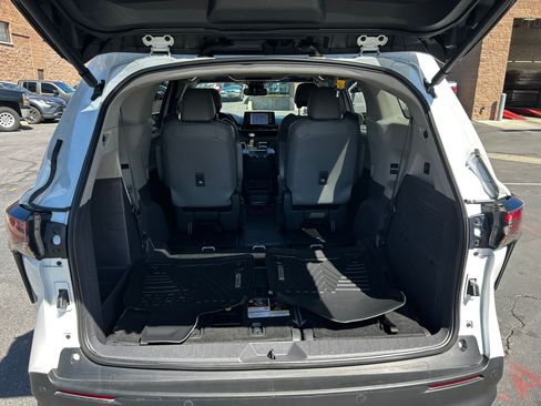Certified 2023 Toyota Sienna XLE w/ XLE Plus Package AWD/4WD image 28