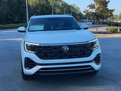 New 2026 Volkswagen Atlas Cross Sport SEL Premium R-Line image 3