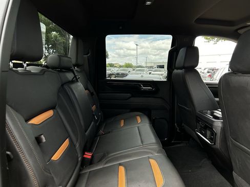 Used 2025 GMC Sierra 2500 AT4 AWD/4WD image 30