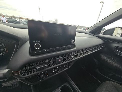 Certified 2024 Honda HR-V Sport image 19