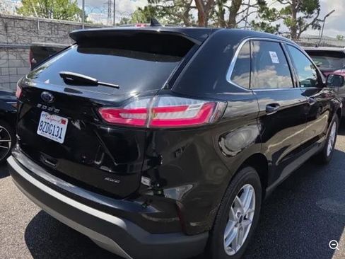 Certified 2021 Ford Edge SEL w/ Cargo Accessory Package AWD/4WD image 4