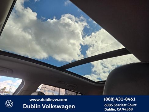 Certified 2023 Volkswagen Atlas SE w/ Panoramic Sunroof Package image 19