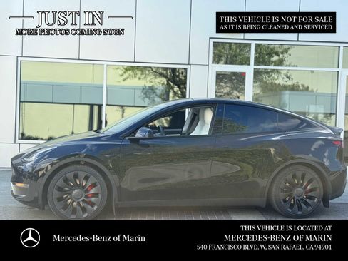 Used 2022 Tesla Model Y Performance AWD/4WD image 4