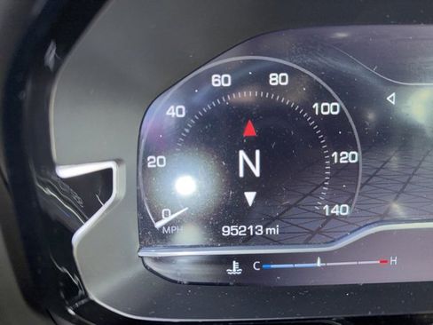 Used 2022 GMC Yukon XL Denali image 22