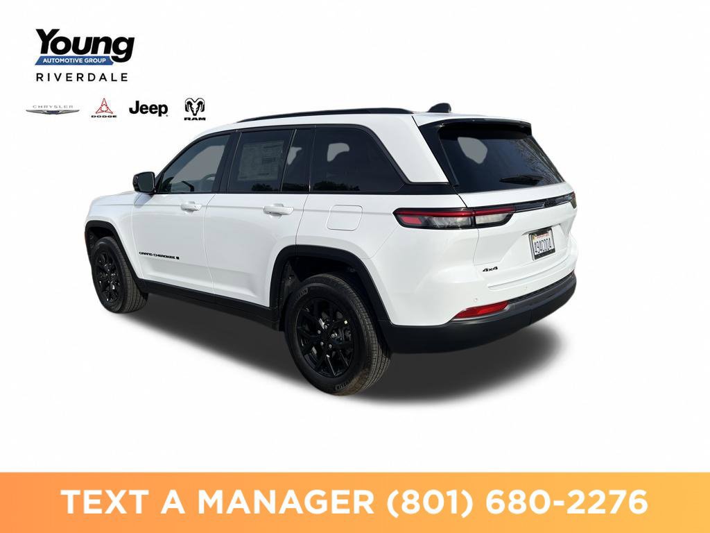 New 2026 Jeep Grand Cherokee Altitude AWD/4WD image 3