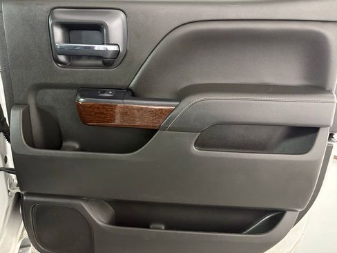 Used 2018 GMC Sierra 1500 SLT w/ SLT Premium Package image 38