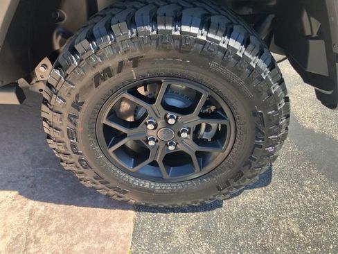 Used 2025 Jeep Wrangler Unlimited Sport S 4xe AWD/4WD image 36