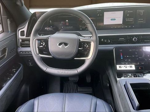 New 2026 INFINITI QX80 4WD image 5