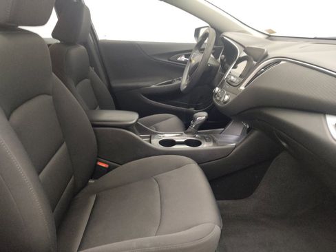 Used 2023 Chevrolet Malibu LS FWD image 21