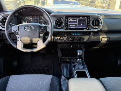 Used 2023 Toyota Tacoma TRD Sport AWD/4WD image 26