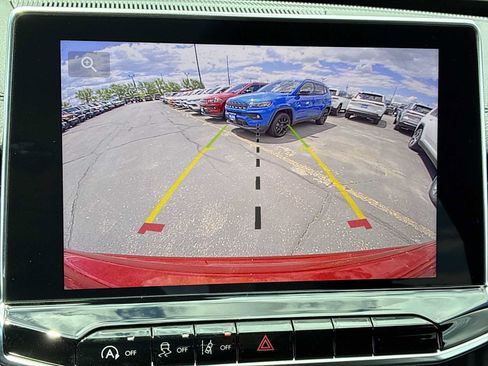 New 2026 Jeep Compass Latitude AWD/4WD image 22