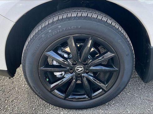 Used 2025 Acura RDX SH-AWD image 12