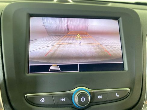 Used 2024 Chevrolet Equinox LT w/ LPO, Floor Liner Package image 39