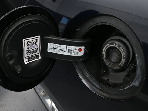 Used 2021 Ford Mustang GT Premium w/ Equipment Group 401A image 12