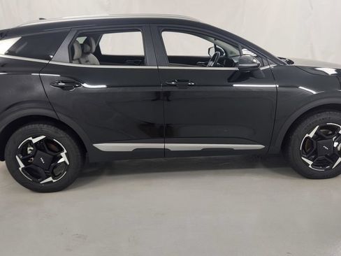 Used 2026 Kia Sportage EX AWD/4WD image 2