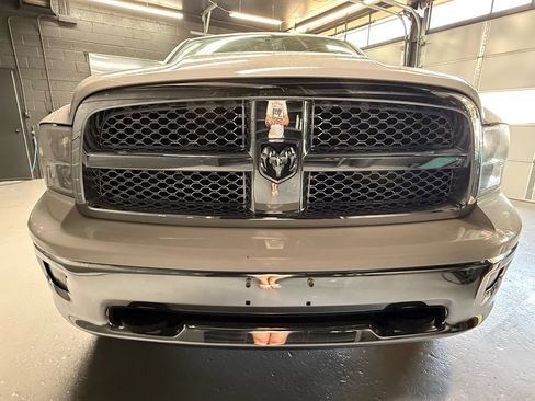 Used 2009 Dodge Ram 1500 Truck Laramie AWD/4WD image 2
