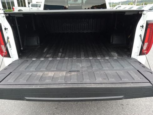 Used 2022 GMC Sierra 1500 Denali AWD/4WD image 15