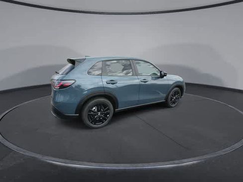 New 2026 Honda HR-V Sport image 8