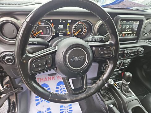Used 2020 Jeep Wrangler Unlimited Sport AWD/4WD image 13
