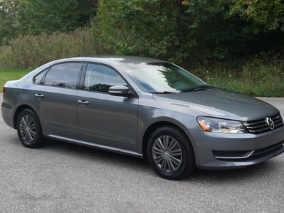 Used 2015 Volkswagen Passat 1.8T S