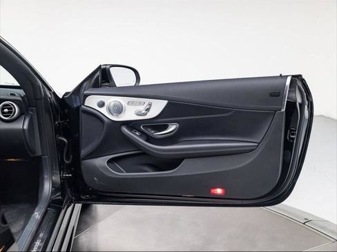 Used 2018 Mercedes-Benz C 300 Cabriolet image 39