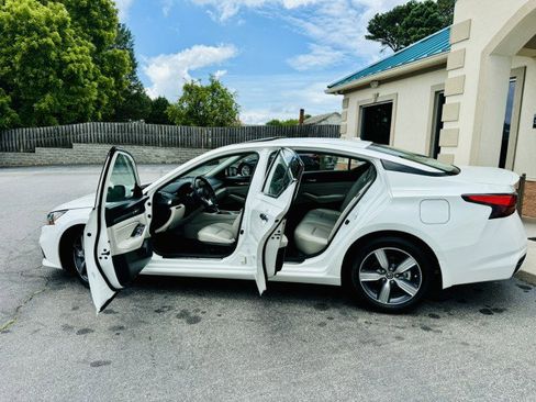 Used 2021 Nissan Altima 2.5 SL image 6